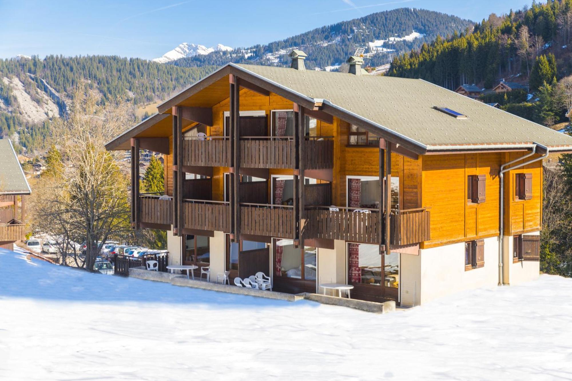 Aparthotel Azureva Les Aravis 2*