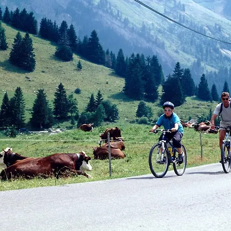 Azureva La Clusaz Les Aravis Exterior photo